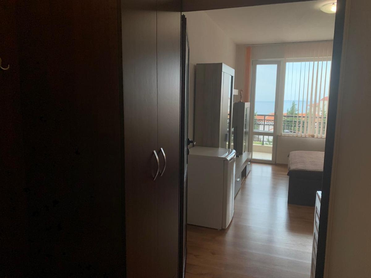 Marina Bay Apart Saint Vlas Sveti Vlas Exterior foto